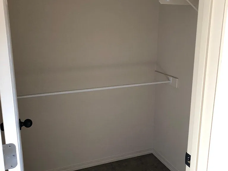 1307 S Oswego Ave — Photo 11