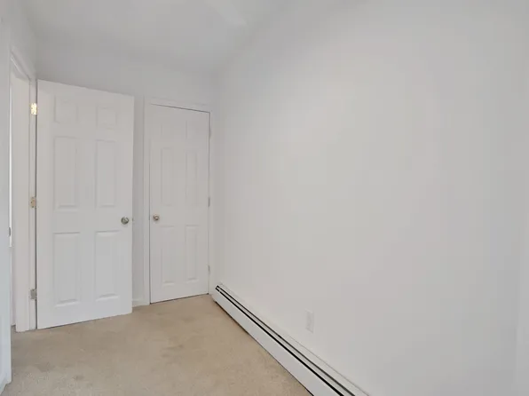 811 Montgomery Street image 12 of 17