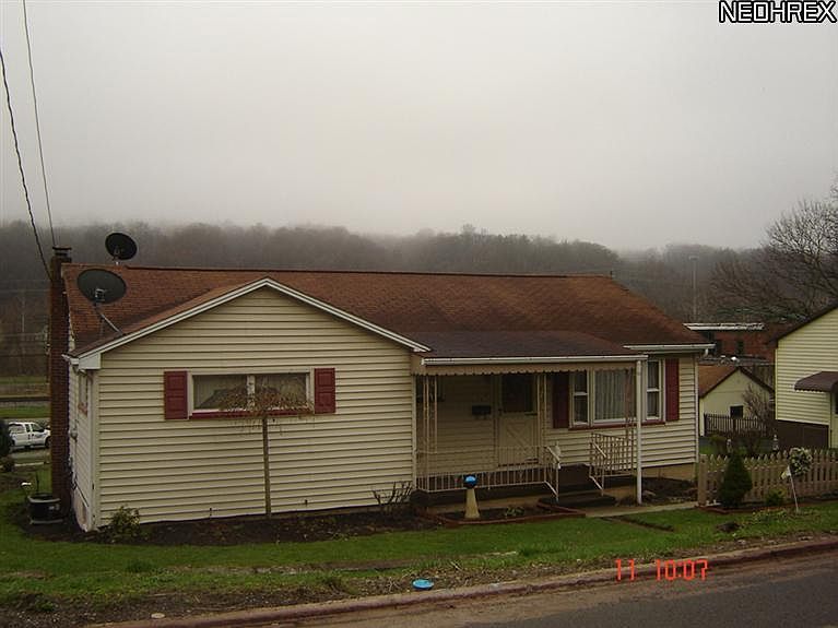 1st image of 345 E Wood St