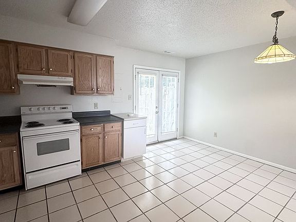 4th image of 1005 Barnacle Ct