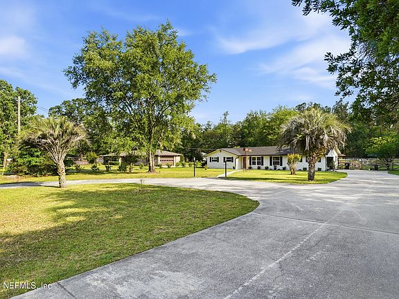 2nd image of 4143 EVERETT Avenue