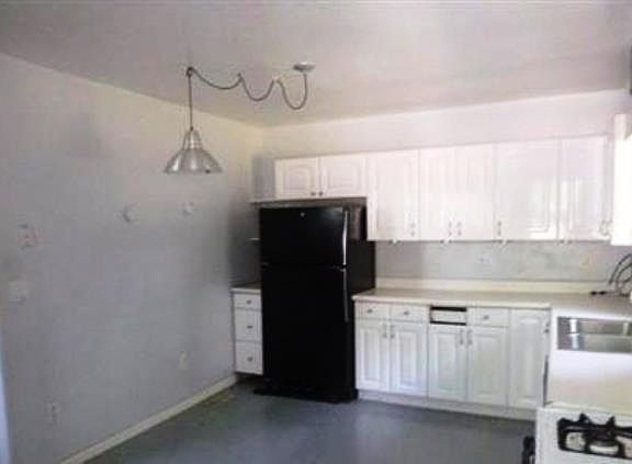 2nd image of 241 Arbutus Ave