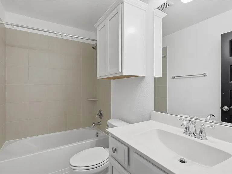 27947 Hendrix Park Dr — Photo 30