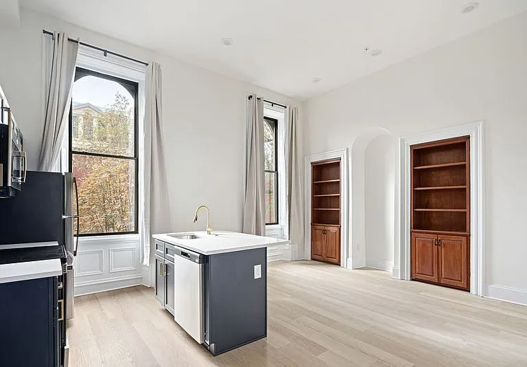1913 Wallace St #8 — Photo 7