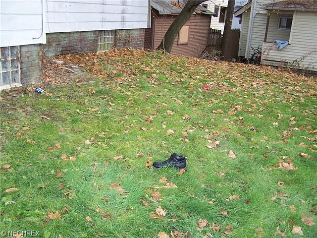 2nd image of 250 Gordon Dr