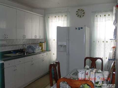 2nd image of 9538 116th St