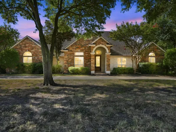 1212 N Creek Cir, Waxahachie, TX 75165