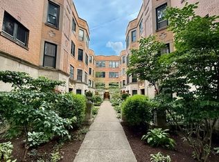 1217 W Granville Ave APT 2B, Chicago, IL 60660