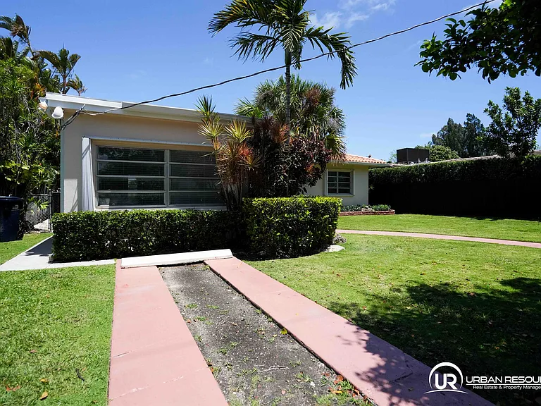 475 S Shore Dr — Photo 31