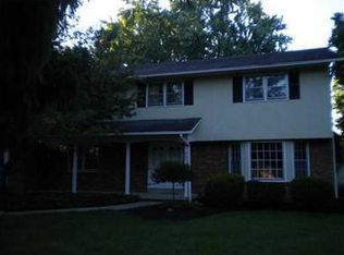 4230 Shelbourne Ln, Columbus, OH 43220