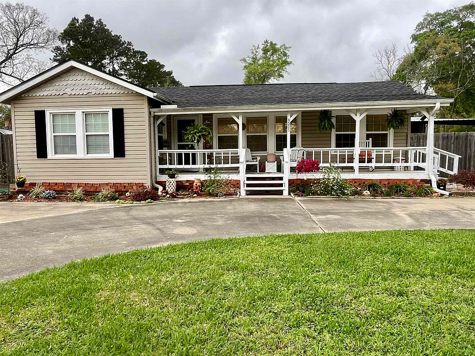 1st image of 3005 W Lucas Dr