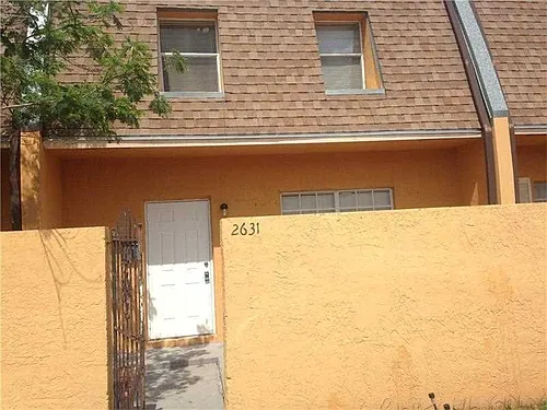 2631 NW 60th Way Photo 1
