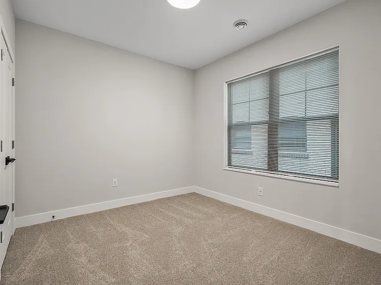 2413 1st Ave S #103 — Photo 23