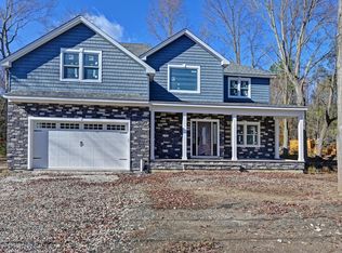 6 Charles St, Aberdeen, NJ 07747