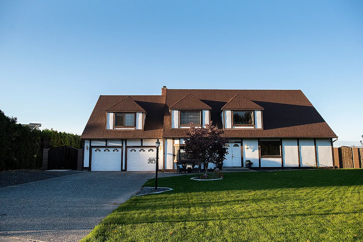 2413 S Edison Pl photo 1