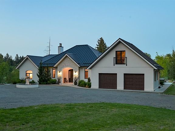 3rd image of 4939 Waters Rd