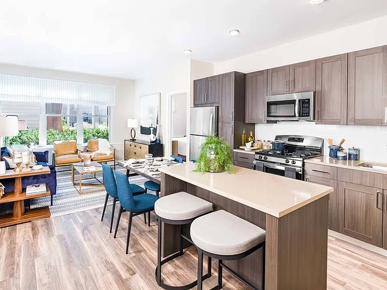 Modera Founders Row — Photo 3
