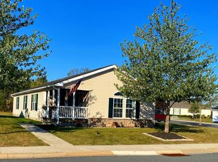 145 Random Rd, Douglassville, PA 19518