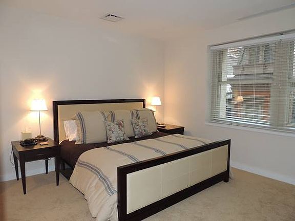 3rd image of 1401 Walnut St Fl 5