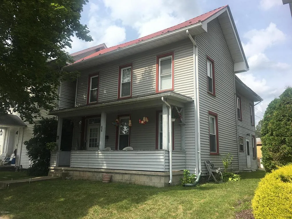 153 N Main St photo 1