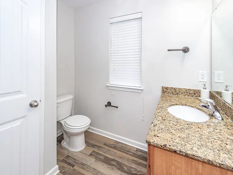 484 Truman Dr — Photo 70