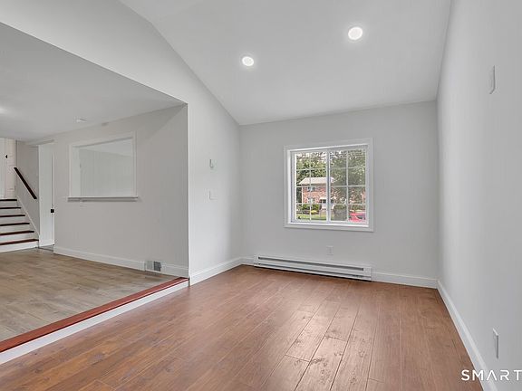 3rd image of 76 Jersey Street