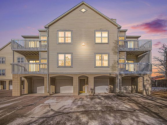 2nd image of 2201 S Huron Pkwy APT 2