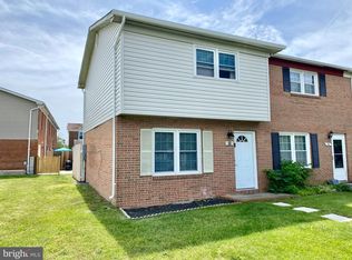 98 Hackberry Dr, Stephens City, VA 22655