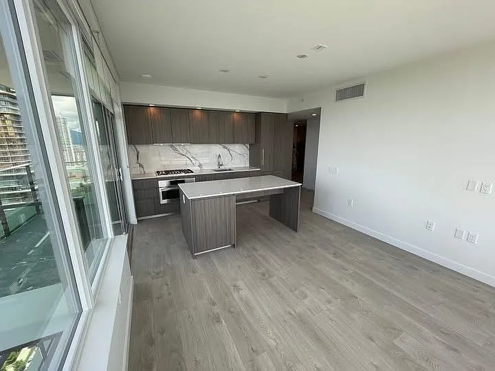 6463 Silver Ave #29XX — Photo 3