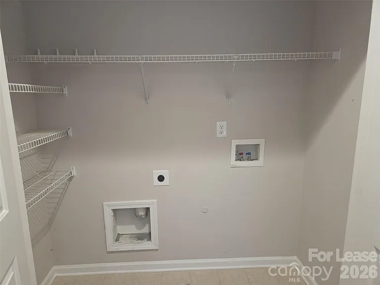 113 Kase Ct — Photo 15