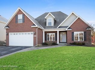 647 Independence Ave, Elburn, IL 60119