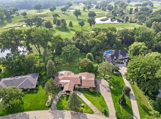 5104 Mirror Lakes Dr, Edina, MN 55436