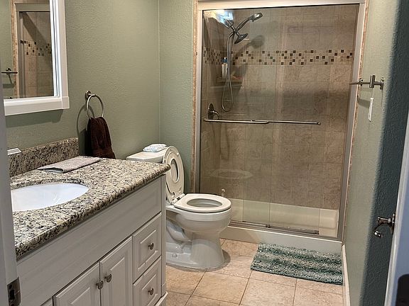 4th image of 2826 Glen Heather Dr