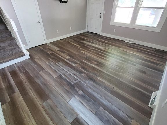 4th image of 4220 Wilson Ave SW