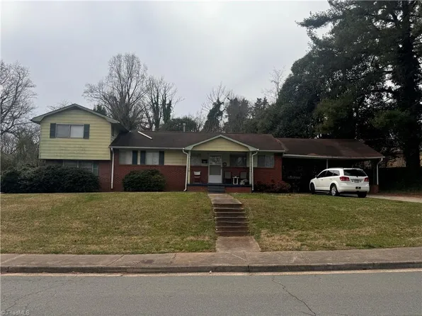 2308 Elbon Dr, Winston Salem, NC 27105