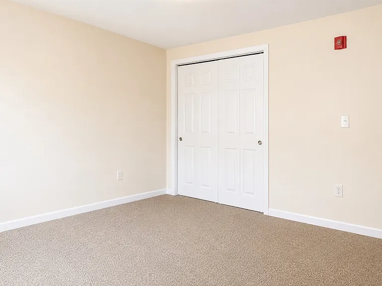 361 Hildreth St #24 — Photo 5
