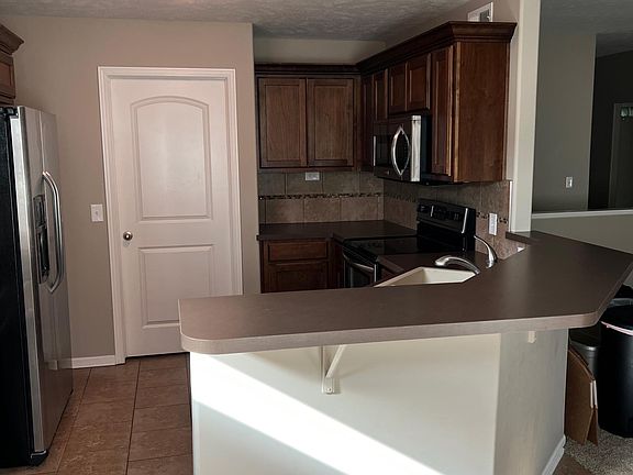 2nd image of 8948 S 72nd St