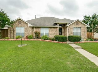 1516 Hollow Oak Dr, Desoto, TX 75115