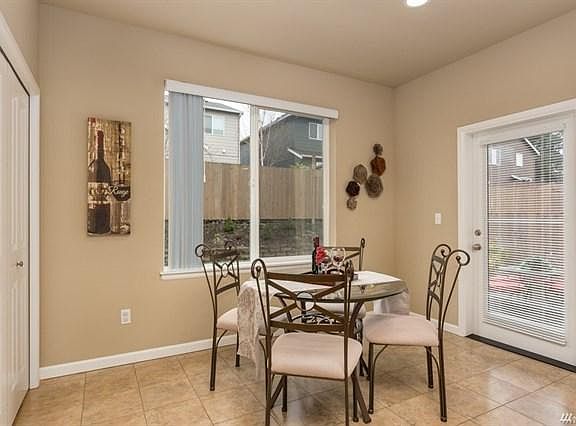5th image of 12821 116th Avenue Ct E