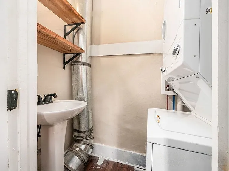 274 S Skidmore St — Photo 18