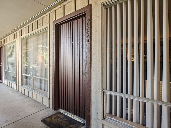 4th image of 5001 Bowser Ave #115
