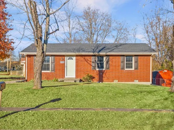 1412 Honeysuckle Dr, Hopkinsville, KY 42240