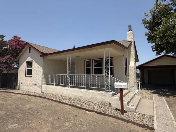 410 N 3rd St, Chowchilla, CA 93610