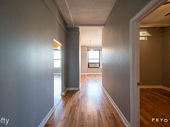 4th image of 600 S Dearborn St APT 1304