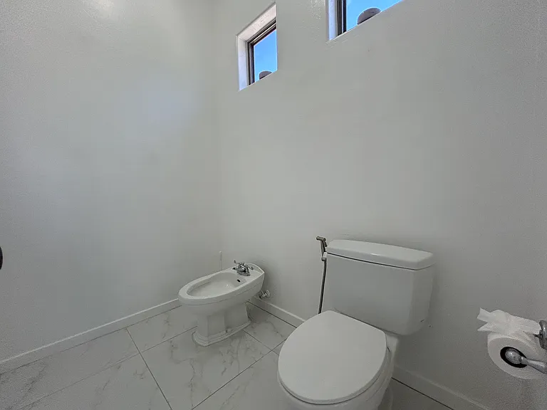 2041 E Fawn Dr — Photo 30