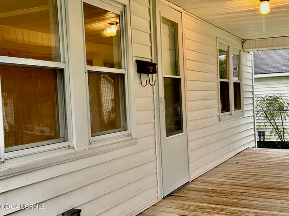 408 Roberson Street, Williamston, NC 27892