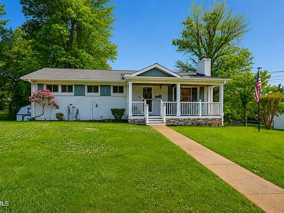 2nd image of 2405 Melborne Dr