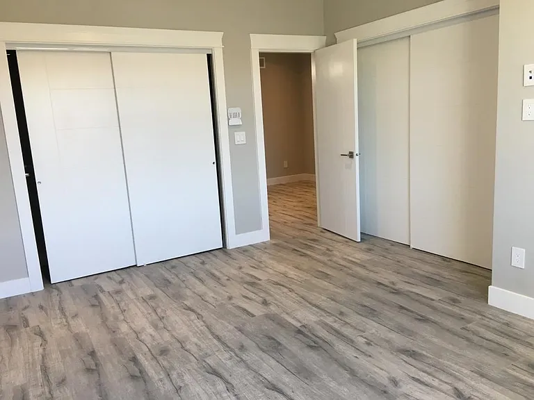 9560 Alexandra Rd #8 — Photo 11