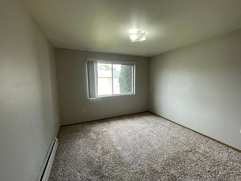 2717 Humboldt Rd — Photo 18