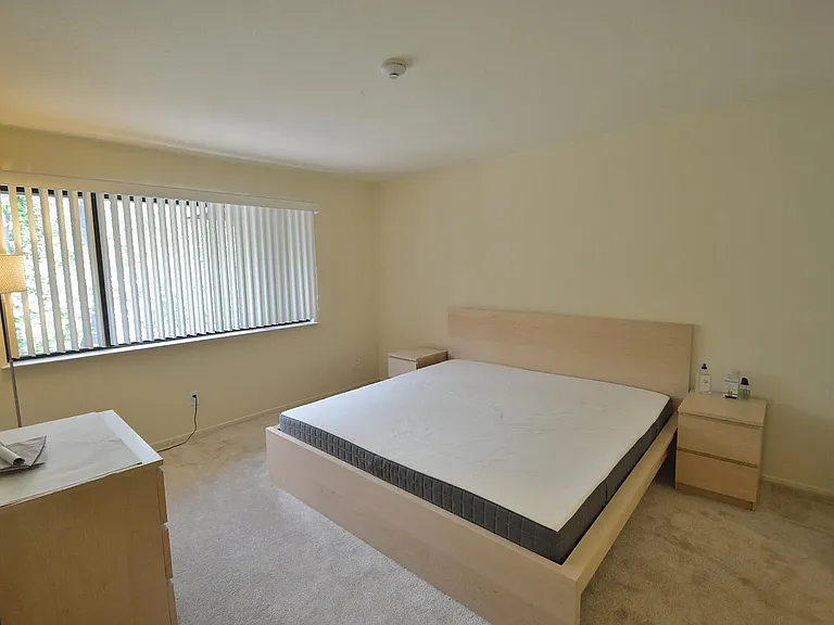 211 Compton Cir #D — Photo 6